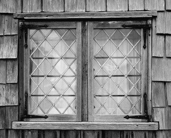 Photo-2-Casement-Windows-with-Diamond-Leaded-Panes